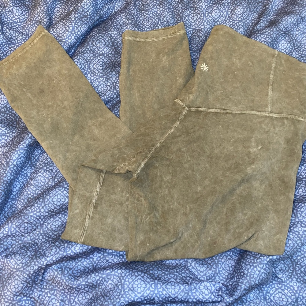 Athleta elation garment dye mountain free 7/8 tight - worn once!